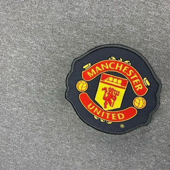 Nike Manchester United Gray Medium Dri Fit Training Jersey T Shirt (q1) - Picture 3 of 11